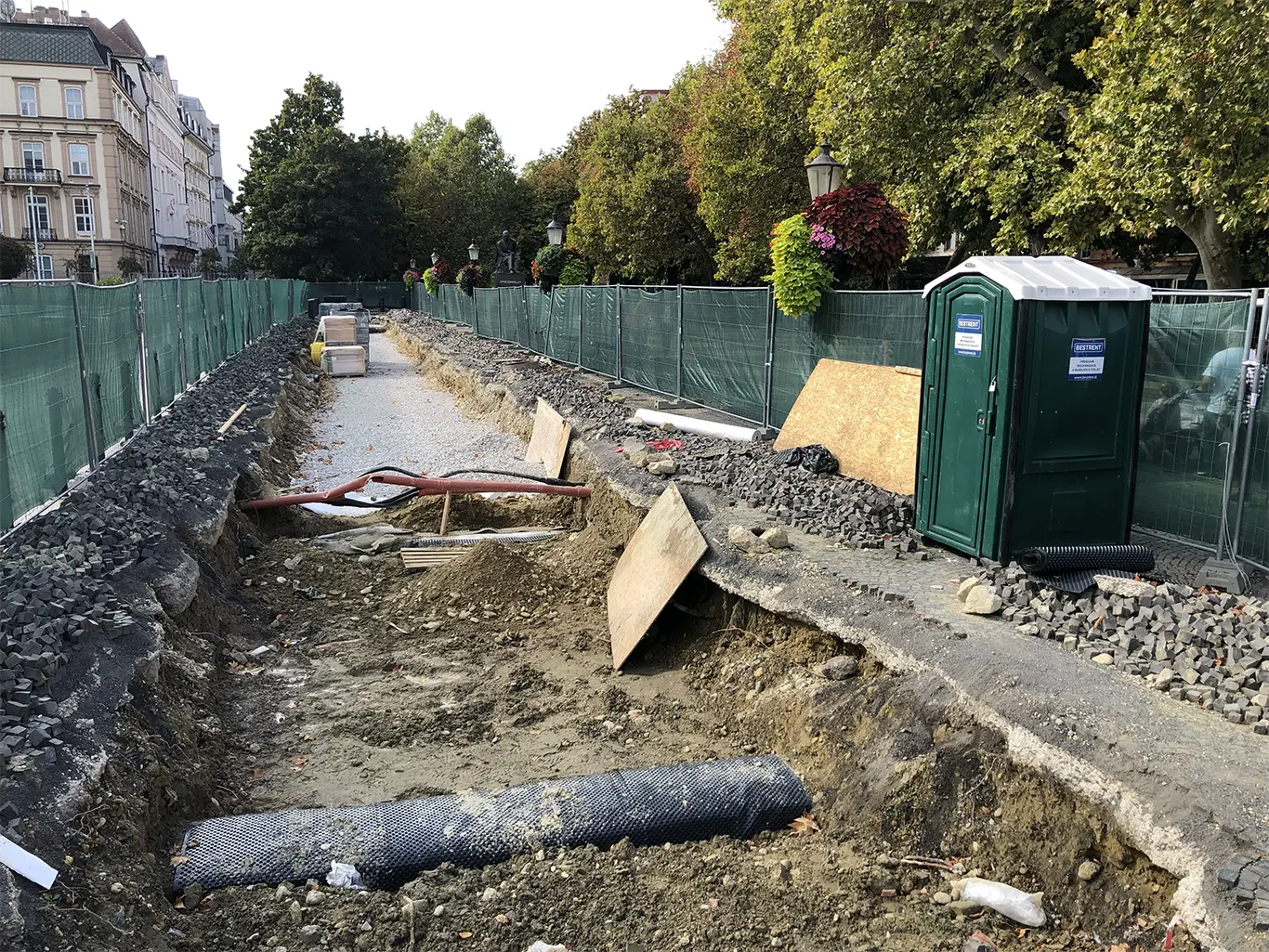 Ako vrátime Starému Mestu jeho európsku tvár
a bez večných rozkopávok